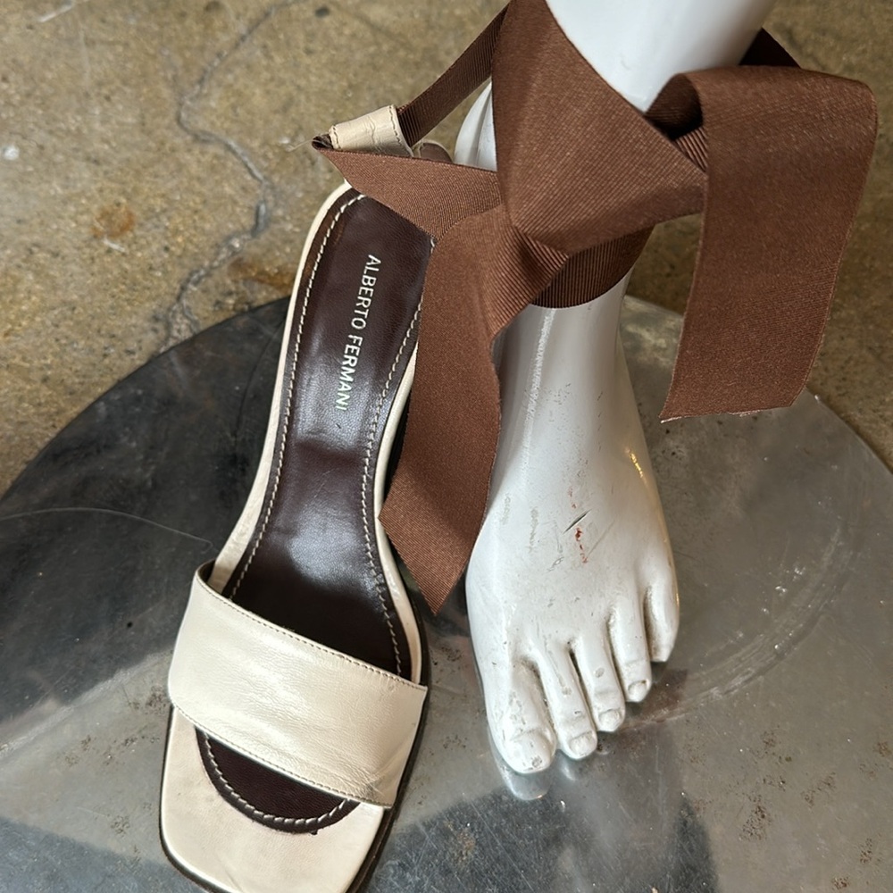 Italy made Genuine Leather Sandals with ribbon grosgrain to tie around ankle